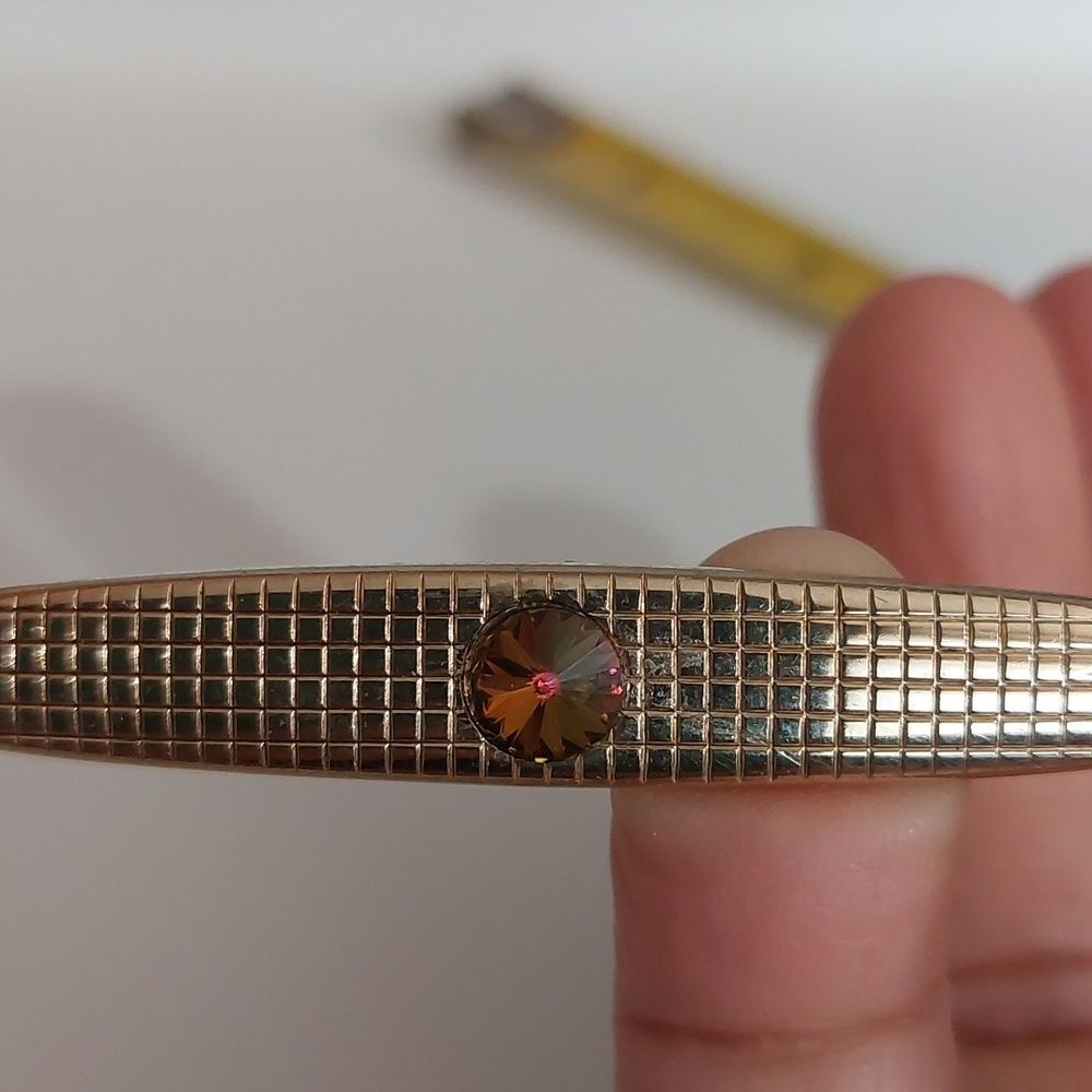 SOLD Pink Yellow Ombre Rivoli Glass Crystal Gold Tone Waffle Texture Tie Clip - Picture 6 of 6